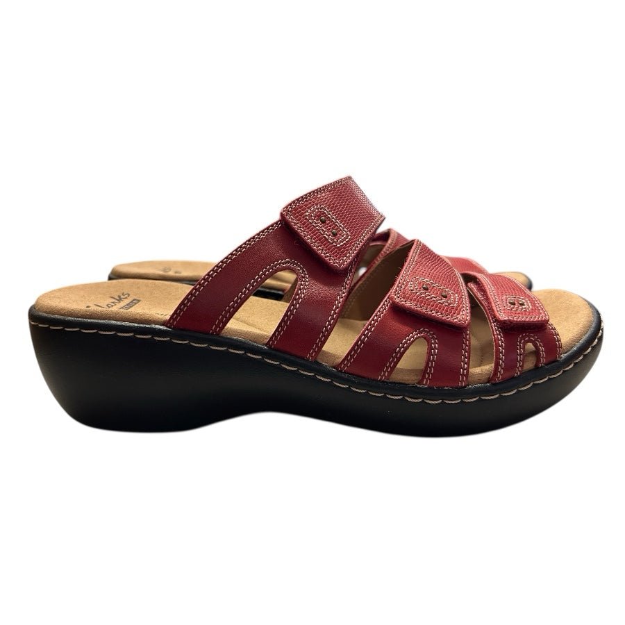 Clarks Delana Damir Red Leather Slide Sandals Wedge Heel SIZE 9M NEW IN BOX! | Finer Things Resale