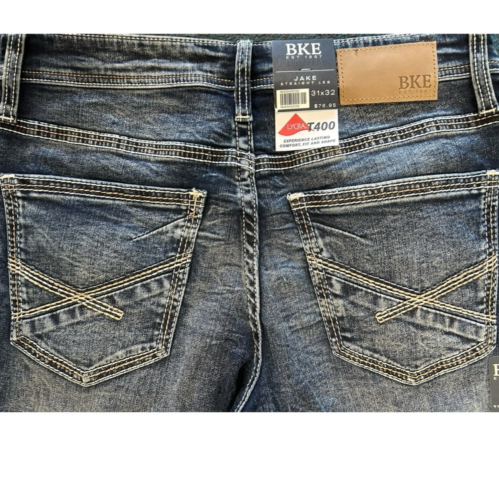 BKE Jake Straight Leg Jeans SIZE 31x32 BRAND NEW!