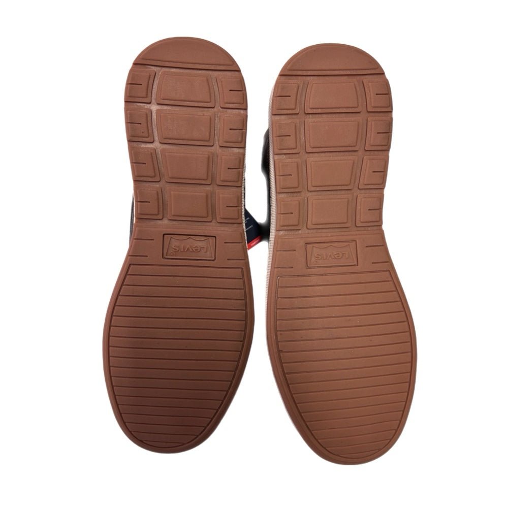 Levi's Goshen 2.0 Faux Leather Sneaker Chukka Boots SIZE 9.5 NWT | Finer Things Resale