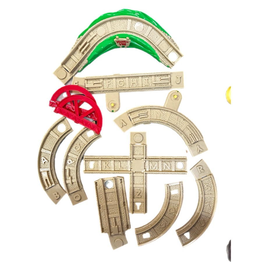 LeapFrog Leap's Phonics Railroad Complete Set in box #21025 VINTAGE 2005 | Finer Things Resale