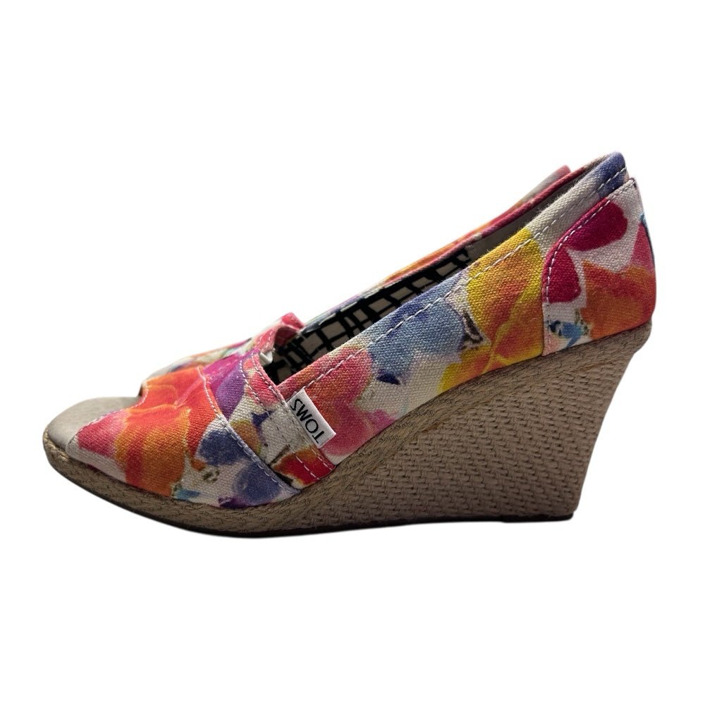 Toms Calypso Corbel Classic Pump Wedge Heels Sandal Shoes Floral SIZE 8 | Finer Things Resale