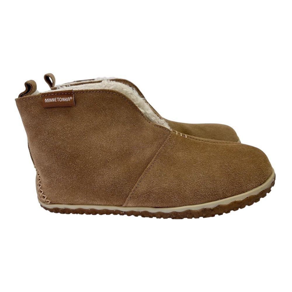 Minnetonka Moccasins Tucson Leather Boot Slipper Shoe SIZE 9M | Finer Things Resale