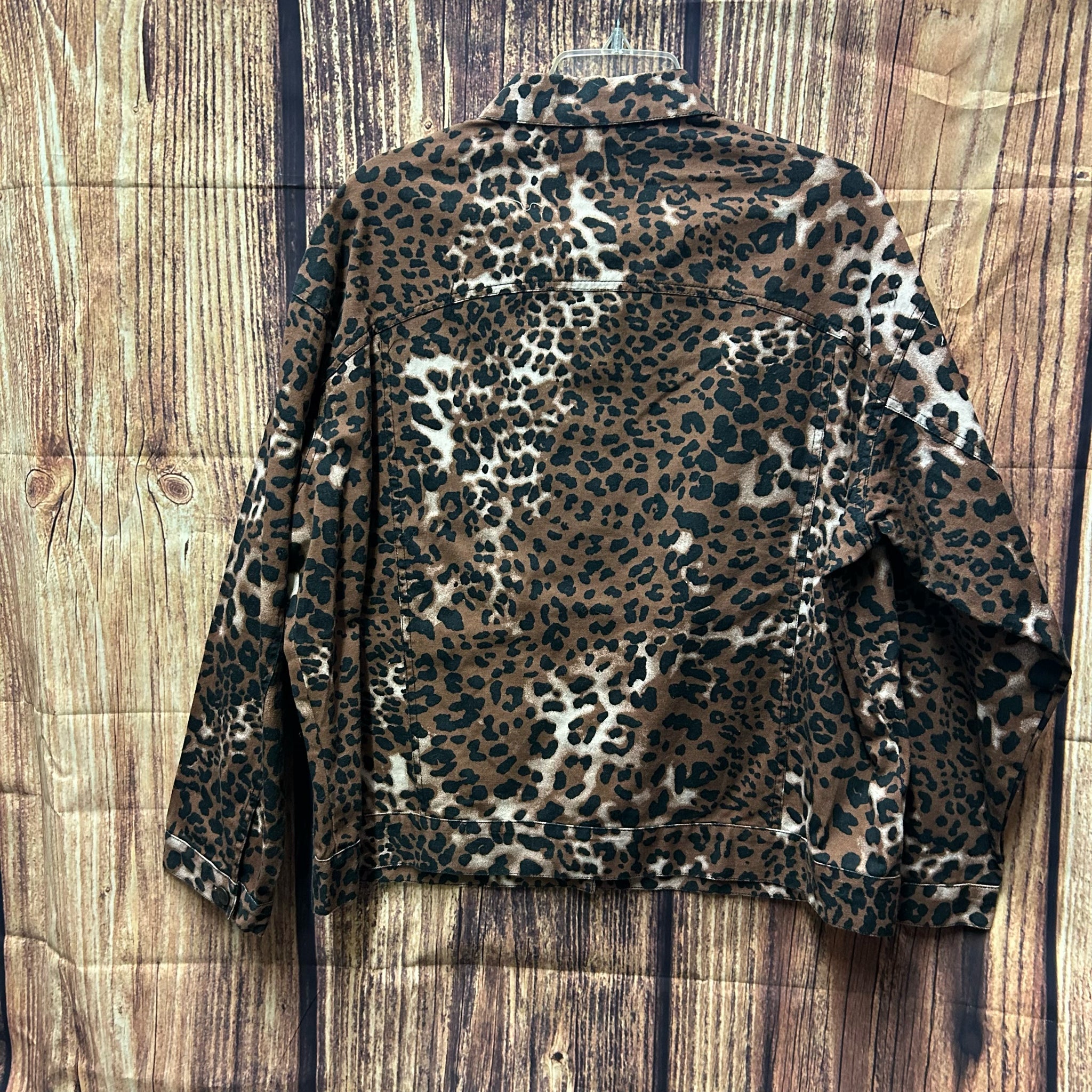 Peach Love leopard print jacket SIZE LARGE | Finer Things Resale