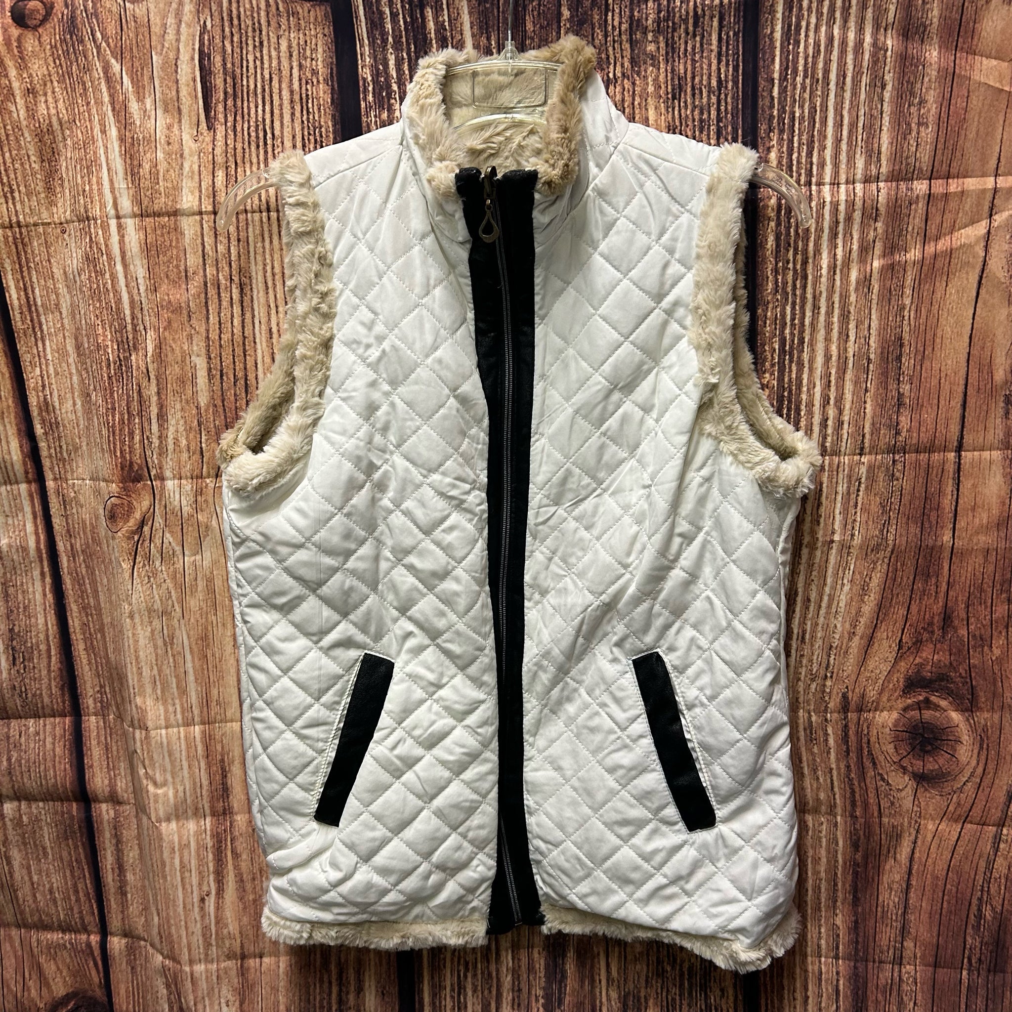 Activiology faux fur reversible vest SIZE LARGE | Finer Things Resale