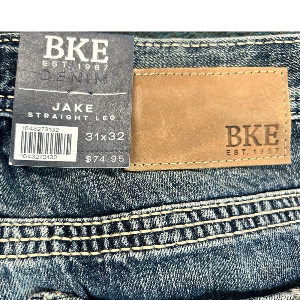 BKE Jake Straight Leg Jeans SIZE 31x32 NEW WITH TAGS! | Finer Things Resale