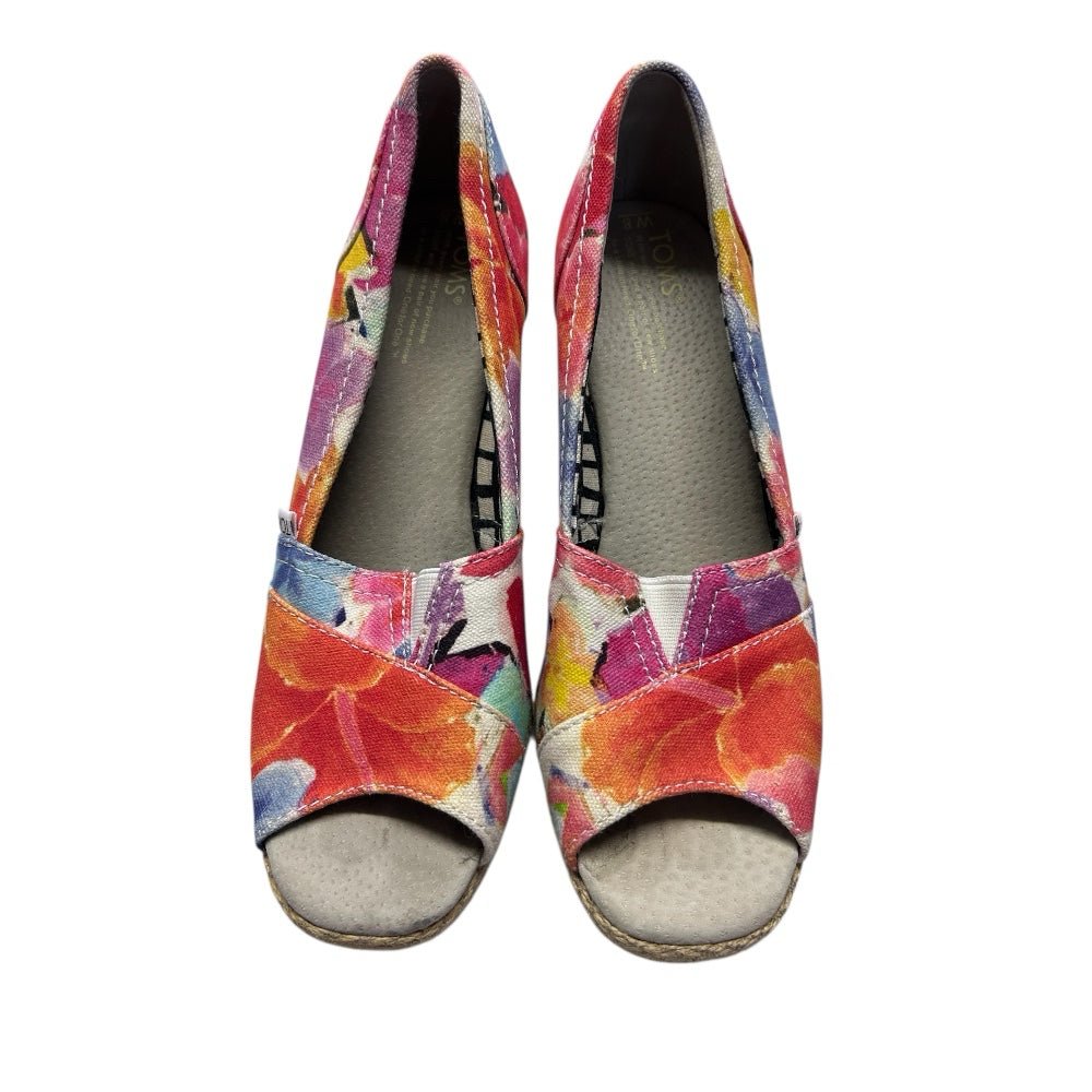 Toms Calypso Corbel Classic Pump Wedge Heels Sandal Shoes Floral SIZE 8 | Finer Things Resale