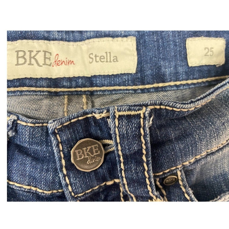 BKE denim Stella distressed denim shorts SIZE 25 | Finer Things Resale