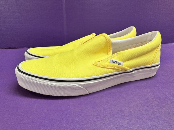 Vans Classic Slip On Canvas Sneaker SHoes M 7.5  W9 | Finer Things Resale