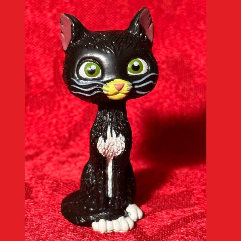 Disney Bolt MITTENS Cat figure 2"  Toy Cake Topper | Finer Things Resale