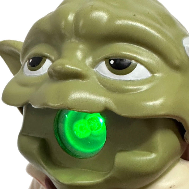 Jakks Pacific Star Wars Yoda trigger grip flashlight 2013 | Finer Things Resale