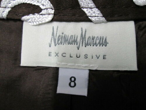 Nieman Marcus embellished print skirt SIZE 8 | Finer Things Resale