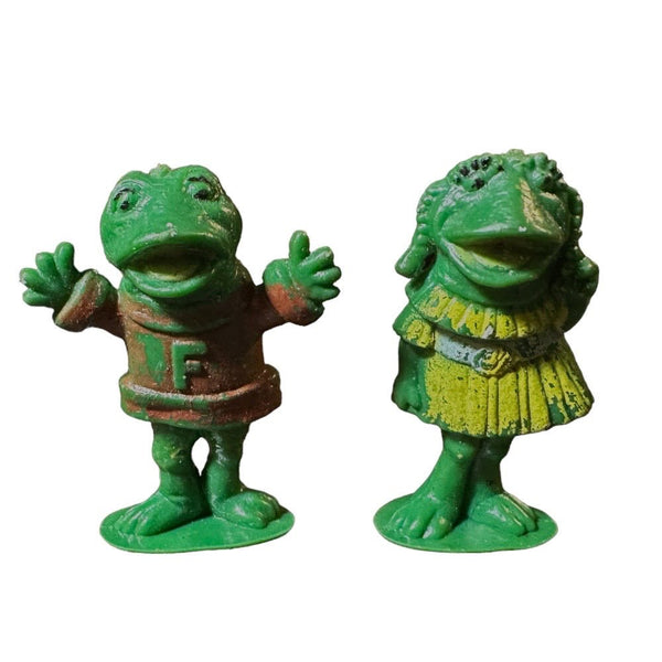 New Zoo Revue Frieda & Freddy  Frog rubber bendie figure toy Imperial VINTAGE | Finer Things Resale