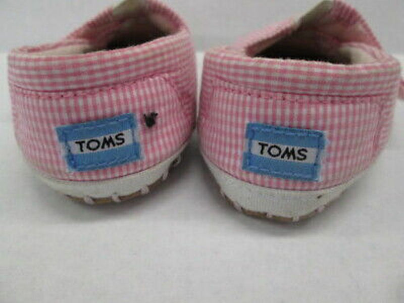 Toms canvas slip on loafer SIZE 3 | Finer Things Resale