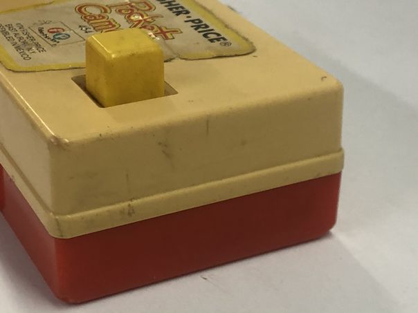 Vintage 1974 Fisher Price Picture zoo story pocket Camera
