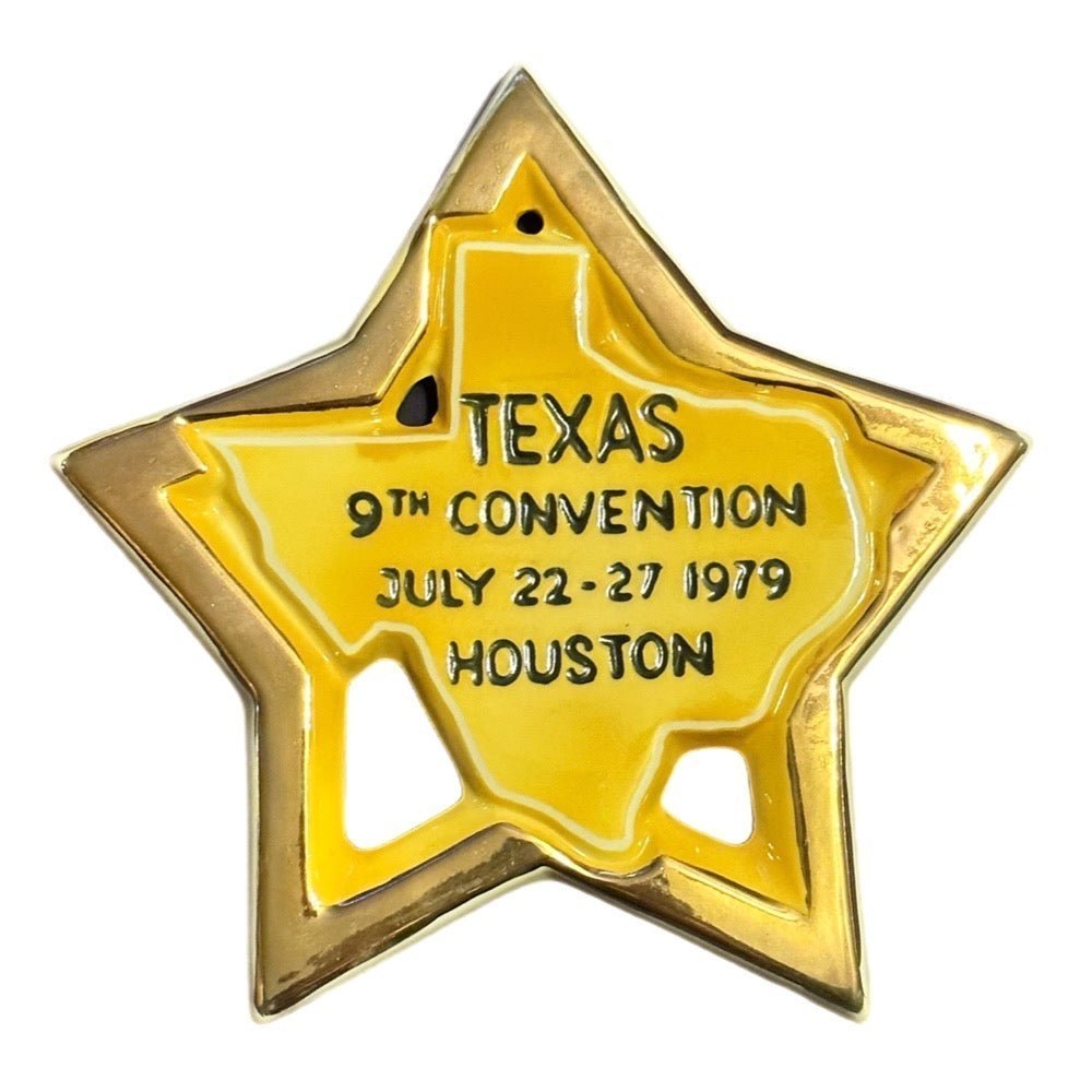 Jim Beam Texas 9th Convention July 22-27 1979 Houston ceramic trivet plate | Finer Things Resale