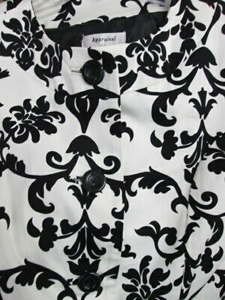 Appraisal short sleeve print dress SIZE SMALL | Finer Things Resale