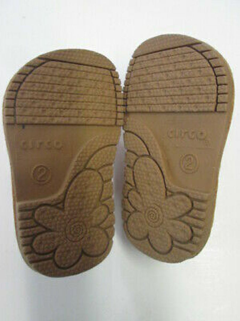 Circo flower thong sandals SIZE 2 | Finer Things Resale