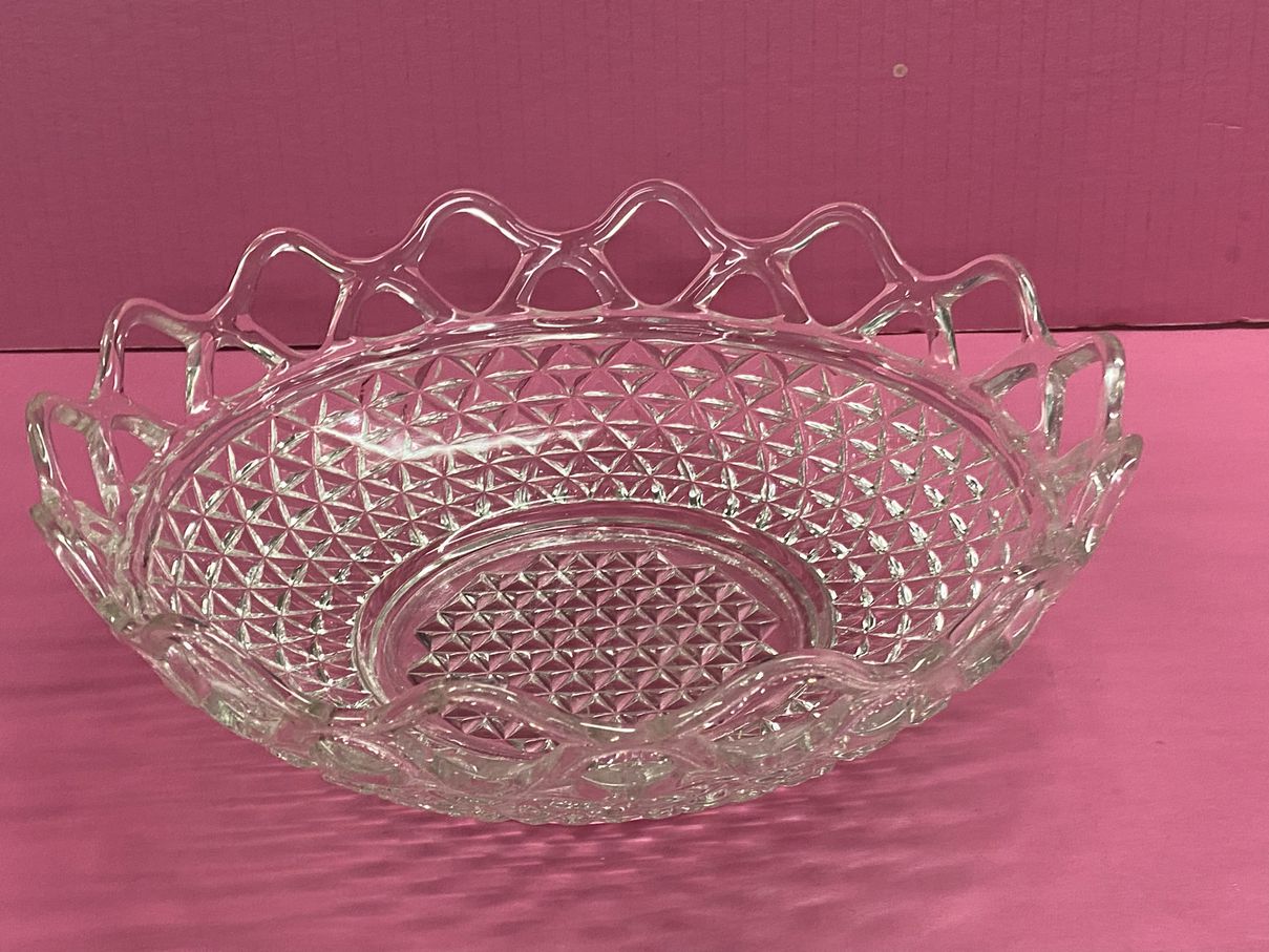 Imperial Glass  diamond pattern crochet lace edge 10" glass bowl | Finer Things Resale