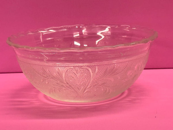 Anchor Hocking Sandwich scalloped bowl 6.5" VINTAGE | Finer Things Resale
