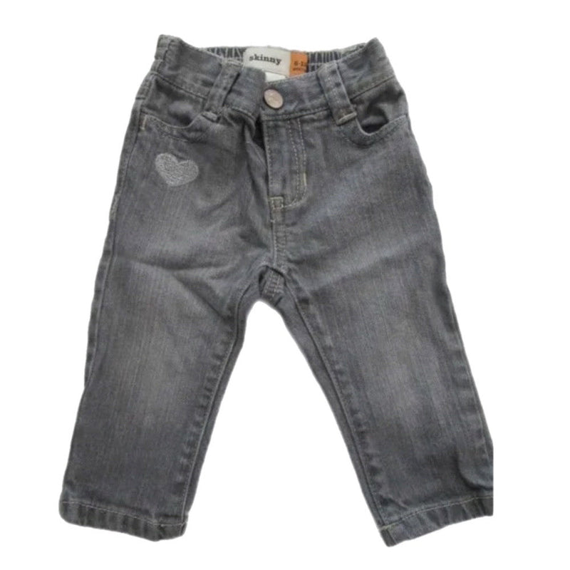 Old Navy skinny jeans  SIZE 6-12 MONTHS | Finer Things Resale