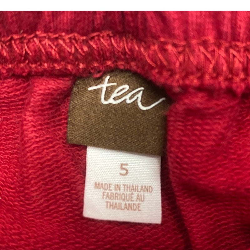 Tea solid red skirt SIZE 5 | Finer Things Resale